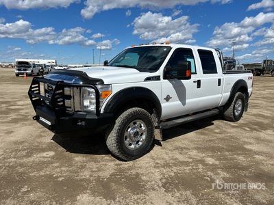 2015 Ford F-250 XLT 4x4 Crew Cab Pickup