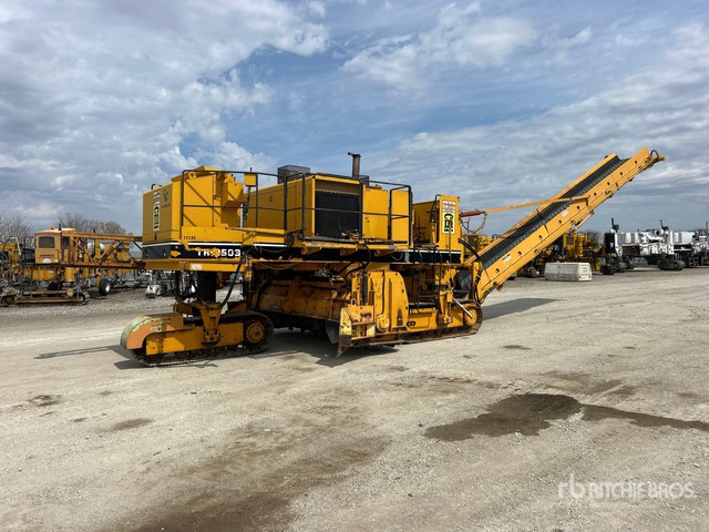 1997 CMI TR3503 Tracked Trimmer
