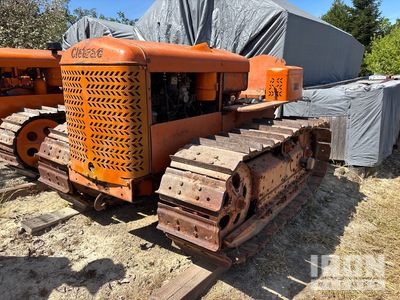 1947 Cletrac AD-H Raupentraktor