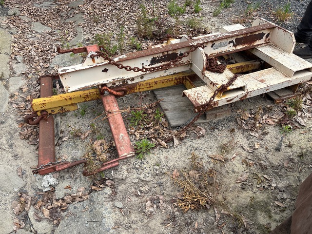 Quantity of (2) Truss Boom