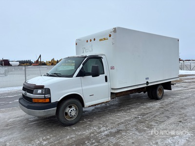 2010 Chevrolet Express Van Truck