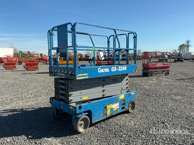 2015 Genie GS3246 Electric Scissor Lift