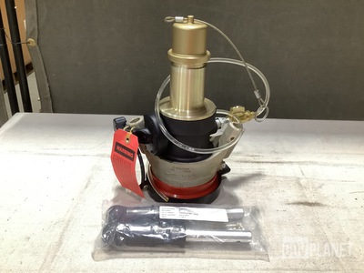 Carter 64025A Fuel & Oil Nozzle