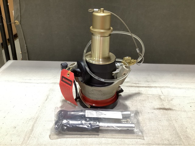 Carter 64025A Fuel & Oil Nozzle