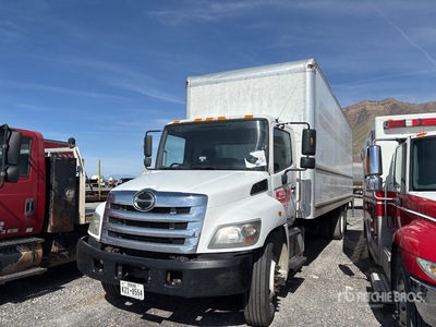 2019 Hino 268 4x2 Van Truck