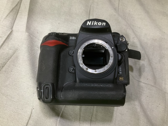 Nikon D3S Digital Camera Nikon D3S Digital Camera
