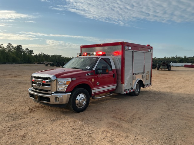 2013 Ford F-350 XLT Super Duty Utility Truck