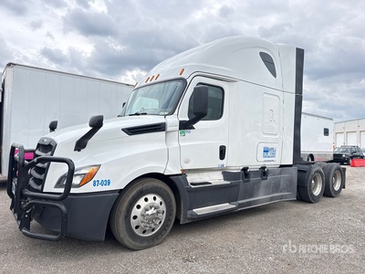 2020 Freightliner Cascadia 126 Ciągnik siodłowy T/A z kabiną sypialną