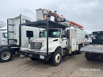 Altec 55 ft on 2007 International 4400 4x2 شاحنة منصة مرفوعة (Inoperable)