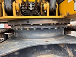 Hydraulics with Hydraulic Center Swivel
