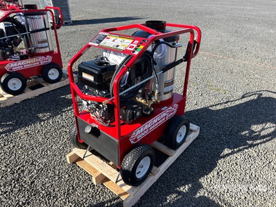 Easy-Kleen Magnum Gold Pressure Washer (Unused)