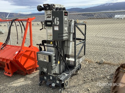 2015 JLG 30AM رافعة عمودية