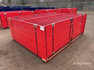 Quantity of (30) 7 ft 6 in x 6 ft Powder Coated Site Fence (Unused)