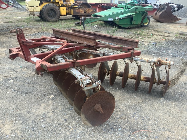 John Deere T0100 10 ft 3-Point Tandem Vertical Disc