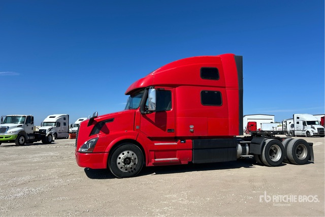 2017 Volvo VNL 6x4 T/A Sleeper Truck Tractor
