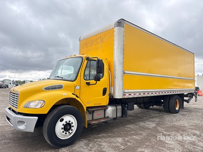 2018 Freightliner M2 106 4x2 Moving バントラック