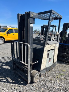 2006 Crown RC3020-40 4825 lb شاحنة رفع كهربائية