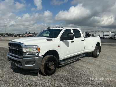 2023 Ram 3500 4x4 Crew Cab Pickup