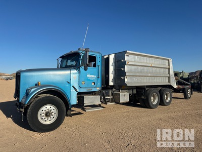 1999 Freightliner FLD120 Dump Truck
