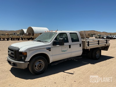 2008 Ford F-350 Super Duty Flatbed Truck