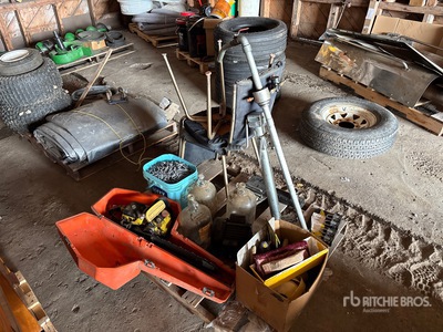 John Deere Chain Saw (Inoperable)