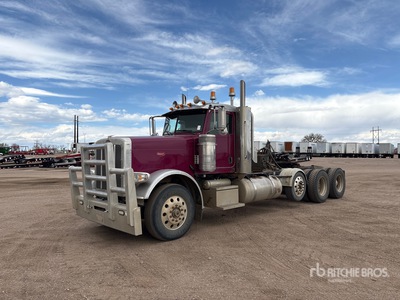 2014 Peterbilt 388 8x4 トラックトラクター（Tri/A）