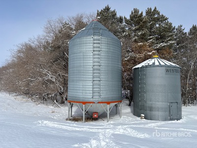 Bridgeview Manufacturing +/- 3200 bu 4 Ring Hopper Grain Bin