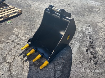 24 in Digging Excavator Bucket