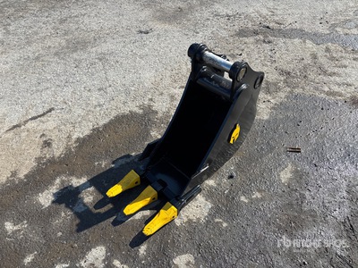 2025 Dynamic 12 in Q/C Digging Excavator Bucket (Unused)