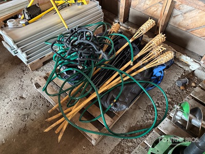 Quantity of (5) Camping Chairs Varios, tienda, almacen, consumidor