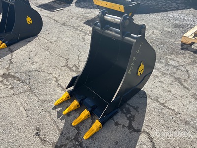 24 in Digging Excavator Bucket