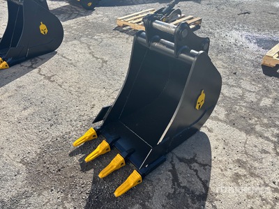 24 in Digging Excavator Bucket