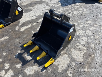 2025 Dynamic 24 in Q/C Digging Excavator Bucket (Unused)