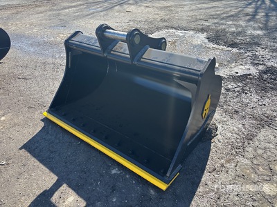 60 in Cleanup Excavator Bucket
