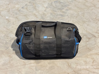 Quantity of 116.03 Universal Technician Bag, 117.17/P Waterproof Case JET 5000 with Pockets (Unused)