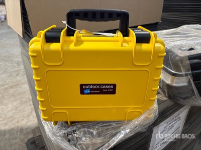 Quantity of 2000/Y/SI Heavy-Duty Waterproof Case (Unused)
