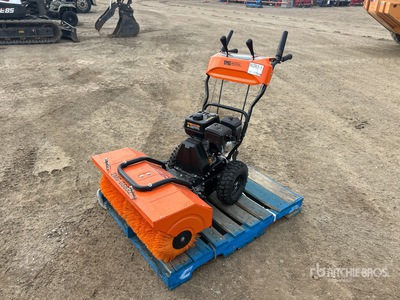 TMG GSB32 32 in مكنسة عشب