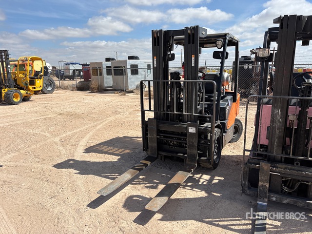 2020 Doosan G30N-7 5500 lb Pneumatic Tire Forklift