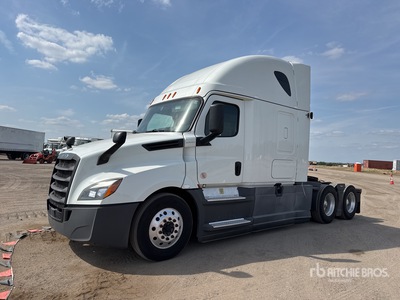 2020 Freightliner Cascadia 126 6x4 T/A Sleeper Truck Tractor (Inoperable)