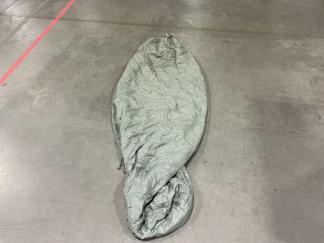 (157) Sleeping Bags