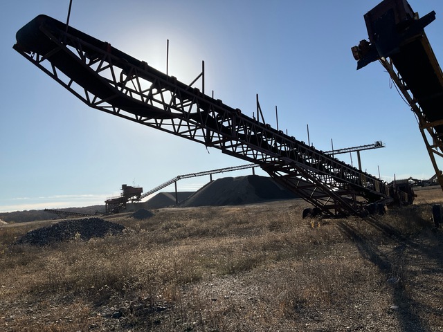 Jensen 30 in x 100 ft Portable Radial Stacking Conveyor