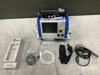 Zoll M Series CCT Defibrillator Monitor-Recorder w/Case