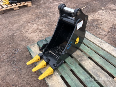 Trojan 35CL 12 in Digging Excavator Bucket - Fits Cat 303/303.5/304, Case, New Holland, Kobelco SK35, Deere/Hitachi 35D/G (Unused)