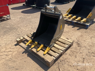 Trojan 80CL 24 in Q/C Digging Excavator Bucket - Fits Cat 307/308, Komatsu PC78/88 Deere/Hitachi 75/85, Case, New Holland, Kobelco SK80, Bobcat E80 (Unused)