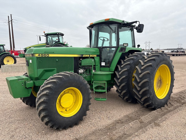 1992 John Deere 4960 4WD Tractor