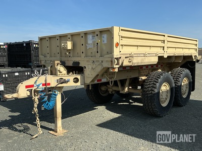 2012 Oshkosh M1095 MTV Cargo Trailer