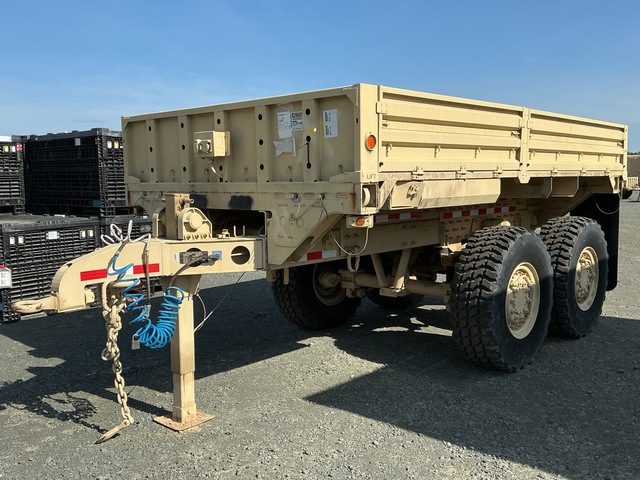 2012 Oshkosh M1095 MTV Cargo Trailer