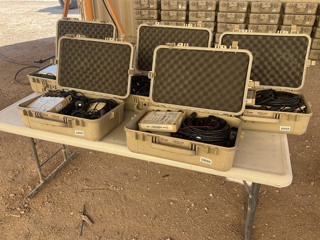 (5) Iris Technology Spaces II Solar Portable Communications Energy Systems