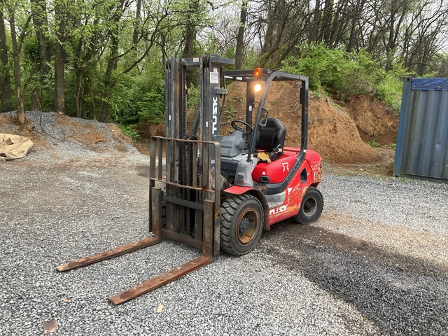Tusk 600 PGH-16 Forklift