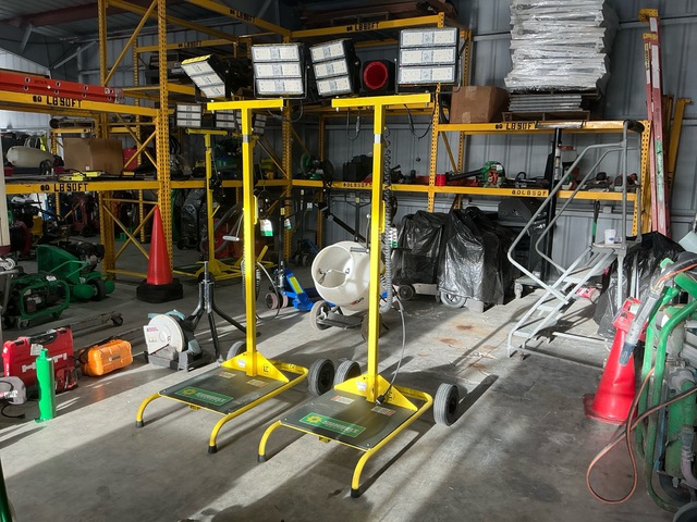Quantity of (2) 2023 Lind LE978LED-CART-T Light Tower